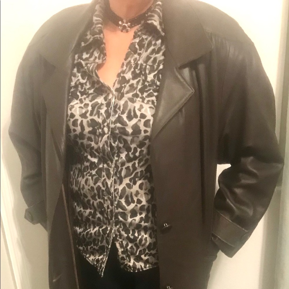 VTG Jean Pierre Long 100% Leather Brown Coat